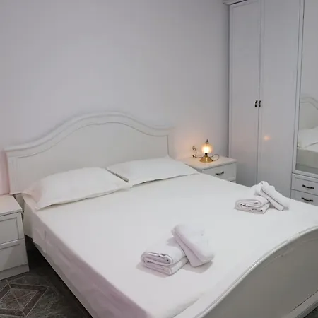 Villa A&b Berat